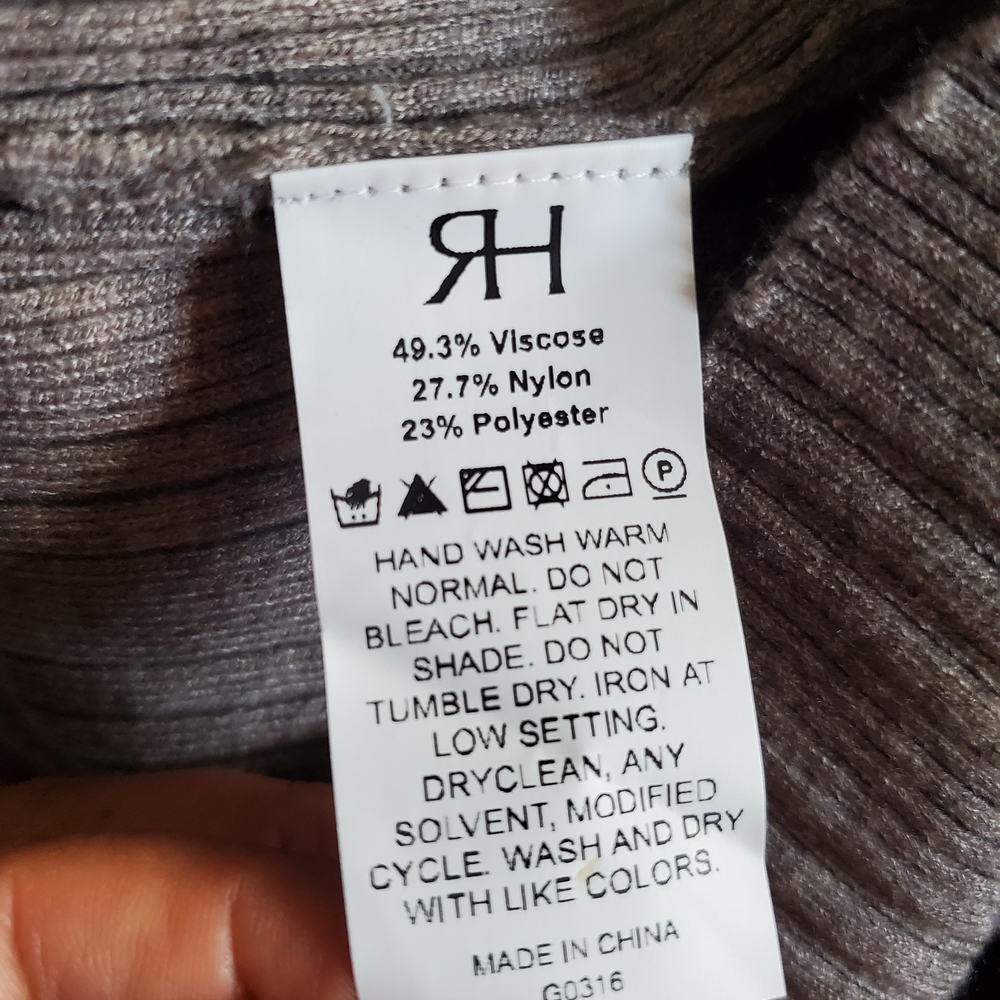 Rihoas Ribbed Cardigan Size Small. - Picture 4 of 9